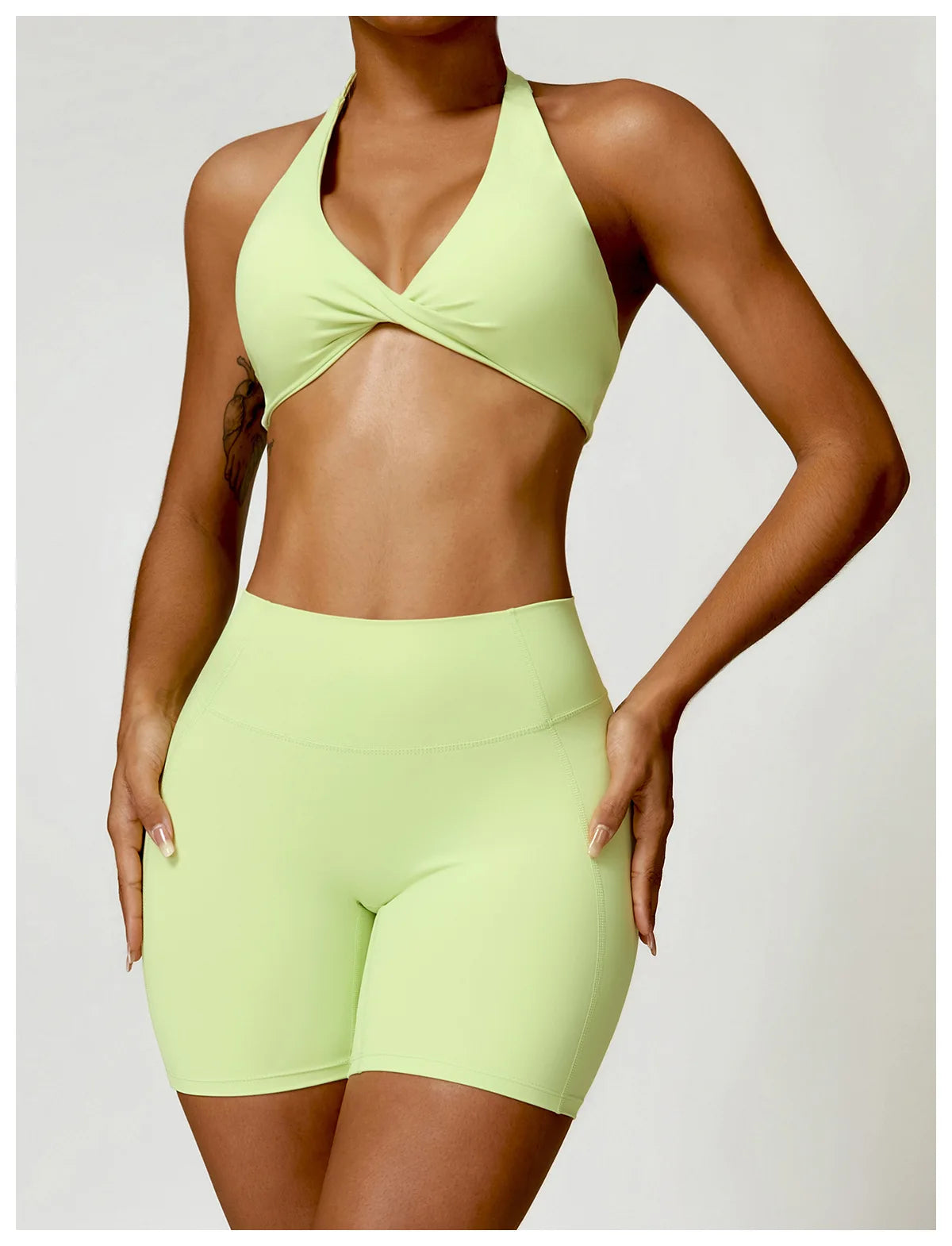 Fitness Shorts Women Yoga Shorts Running Cycling Shorts Breathable Sports Leggings High Waist Workout Gym Push Up Shorts Tights